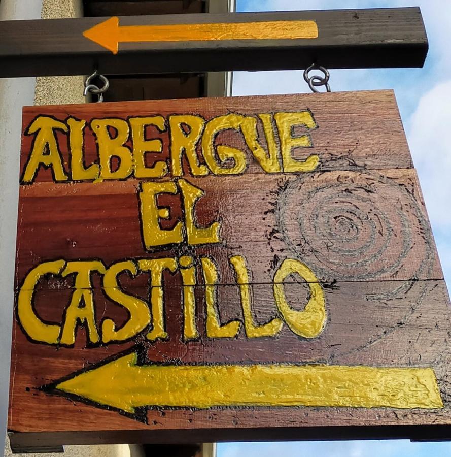 Albergue El Castillo Villafranca Del Bierzo Bagian luar foto